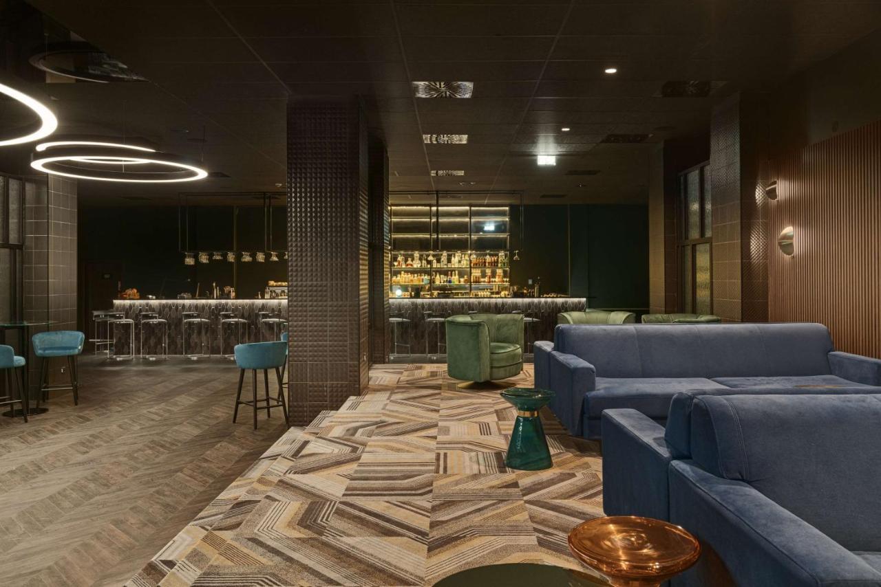 Radisson Blu Resort & Conference Center, Ostroda Mazury ภายนอก รูปภาพ The bar at the 2018 London Design Festival