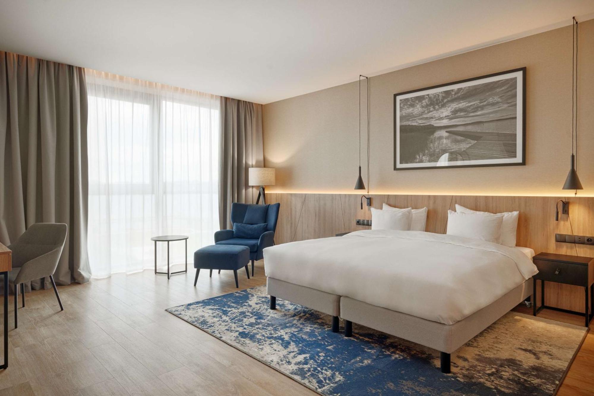 Radisson Blu Resort & Conference Center, Ostroda Mazury ภายนอก รูปภาพ A room at the hotel