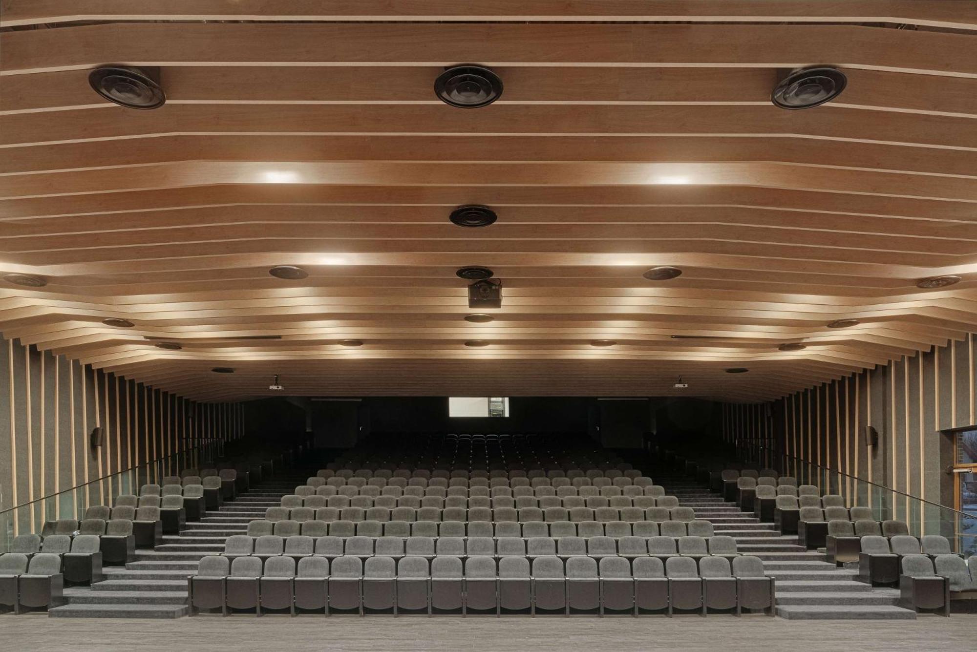 Radisson Blu Resort & Conference Center, Ostroda Mazury ภายนอก รูปภาพ Auditorium