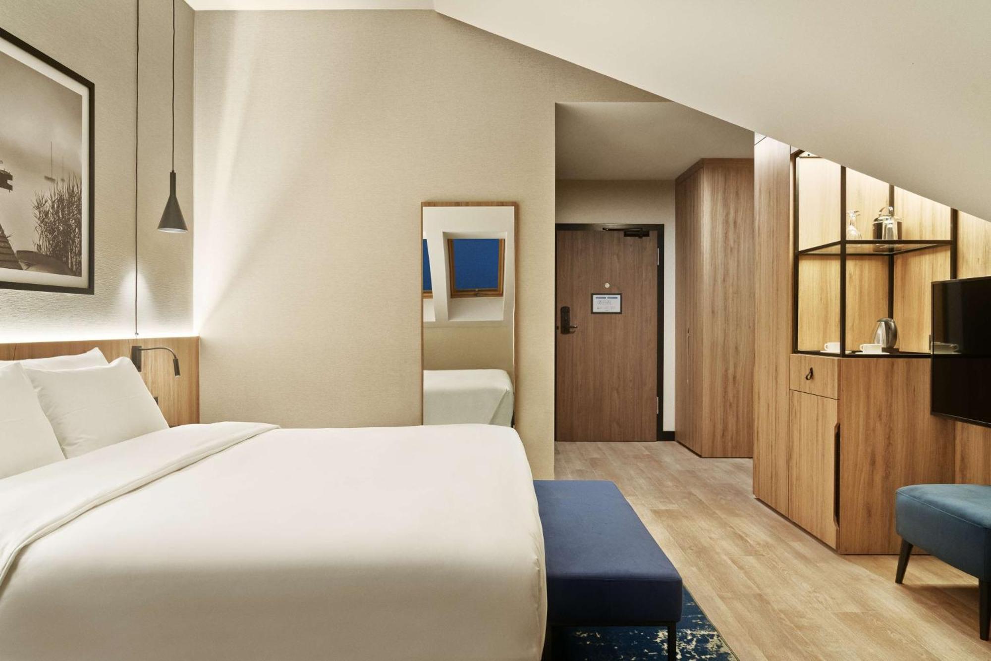 Radisson Blu Resort & Conference Center, Ostroda Mazury ภายนอก รูปภาพ A room at the hotel